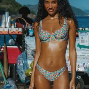 NWT Bright Swimwear Bikini